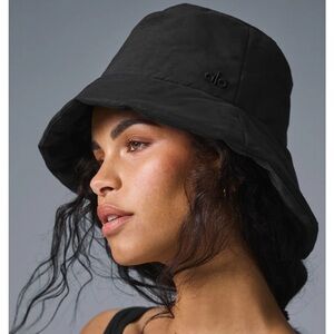 Black Bucket Hat